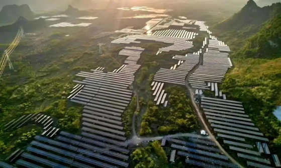 煤矸石山光伏电站选址新策略：GIS与TOPSIS技术助力矿区绿色转型